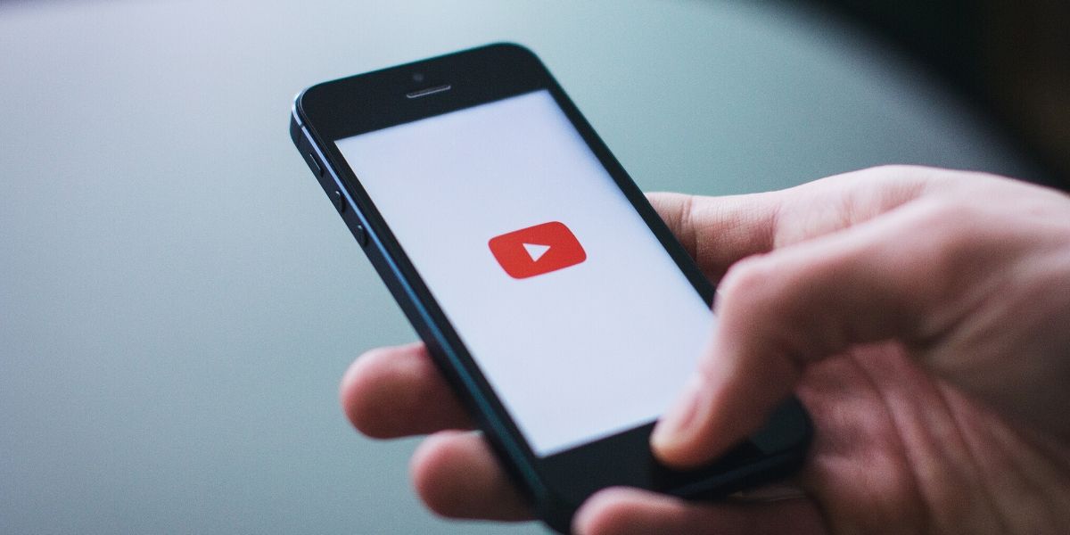how to-use-videos-of-business-for-promotion